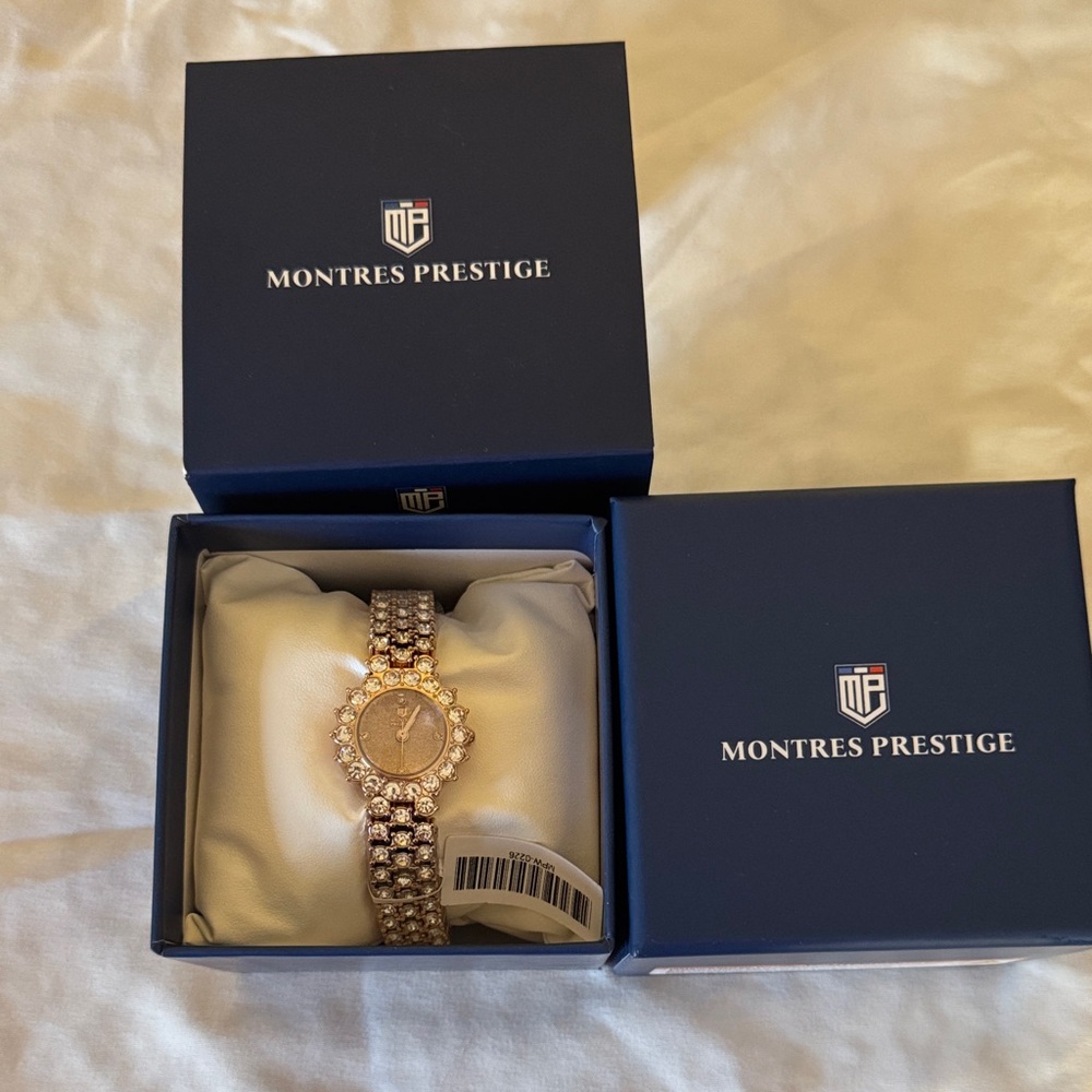 Montres Prestige Rose Gold Rhinestone Women's Watch